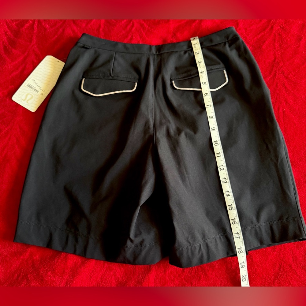NWT Lululemon Size 6 Black Dress shorts Cute & Flattering Measurements in pics 🍋 - Picture 3 of 17